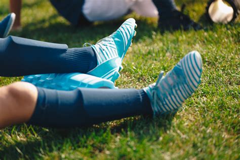 Die 7 besten Fußballschuhe für Plattfüße